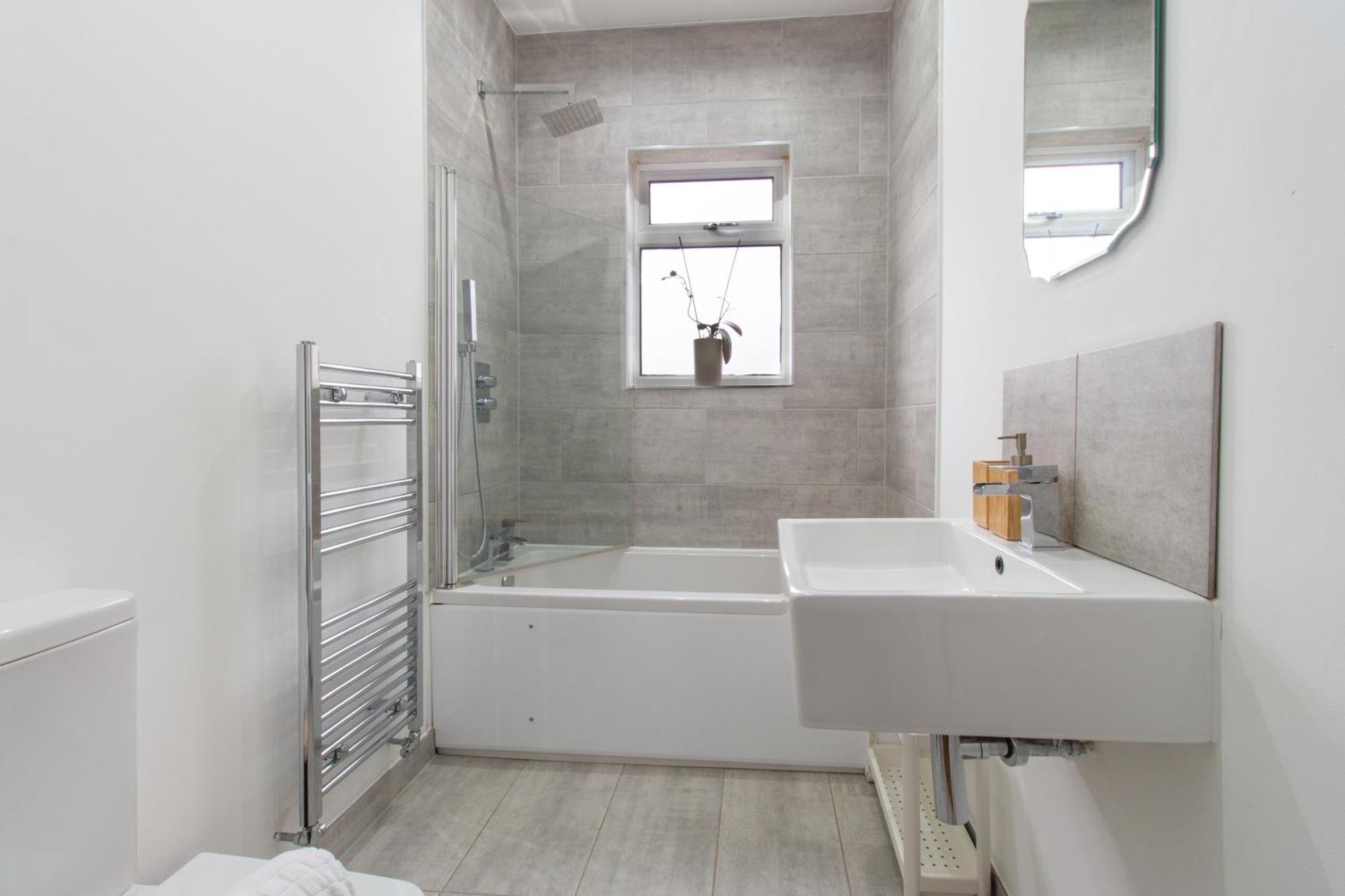 Spacious 4Br House, 2 En Suites With Garden & On-Site Parking Maidstone Exterior foto